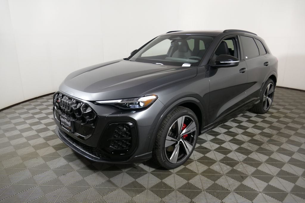 2026 Audi SQ5 Premium Plus quattro