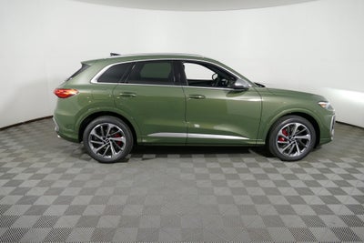 2026 Audi SQ5 Premium Plus quattro