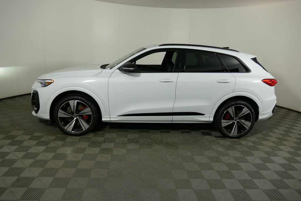 2026 Audi SQ5 Premium Plus quattro