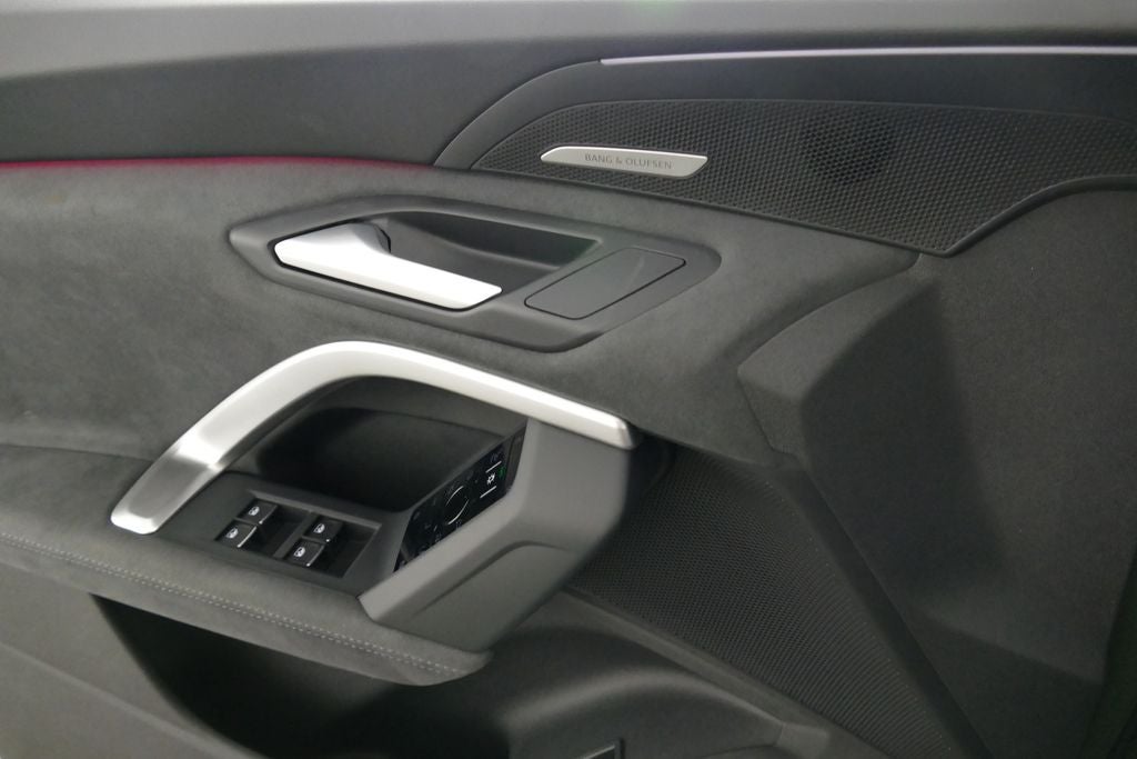 2026 Audi SQ5 Premium Plus quattro