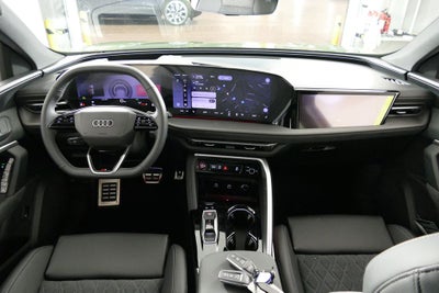 2026 Audi SQ5 Premium Plus quattro