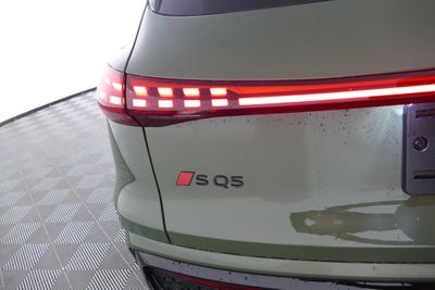 2026 Audi SQ5 Premium Plus quattro