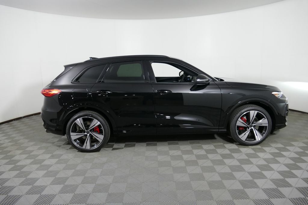 2026 Audi SQ5 Premium Plus quattro