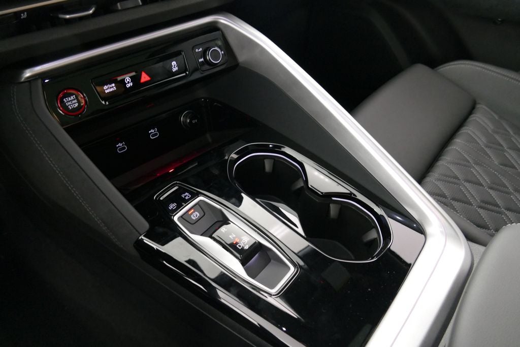 2026 Audi SQ5 Premium Plus quattro