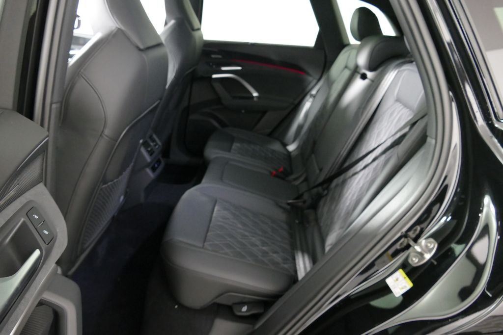 2026 Audi SQ5 Premium Plus quattro