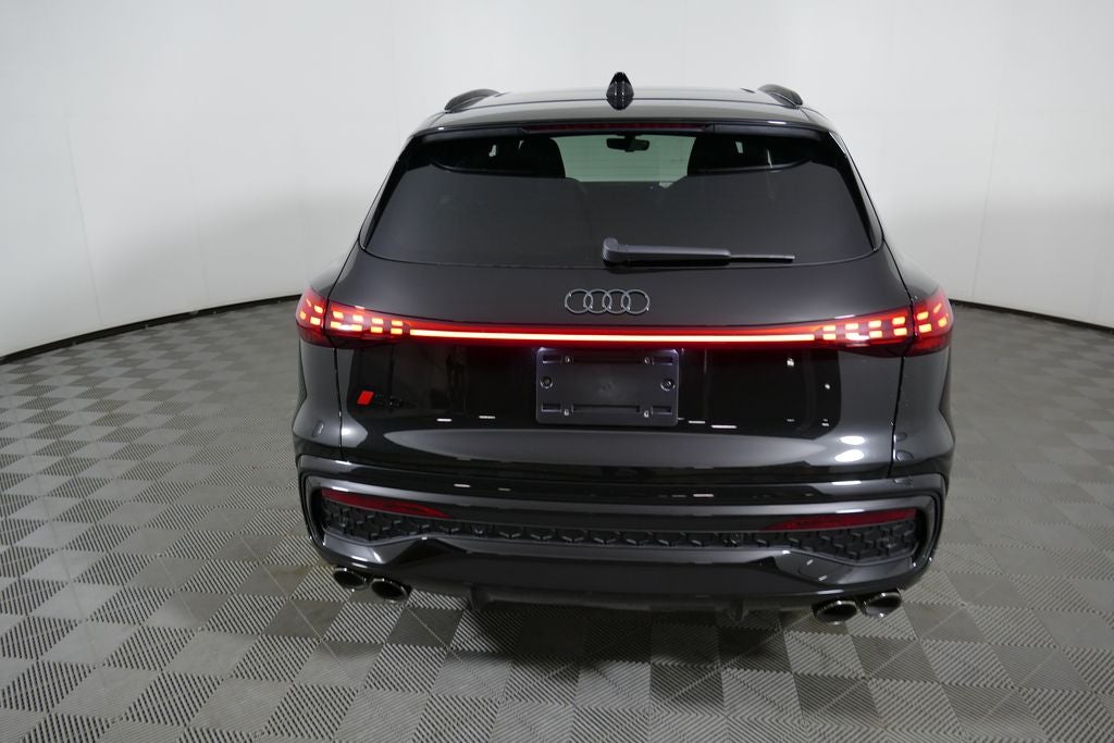 2026 Audi SQ5 Premium Plus quattro