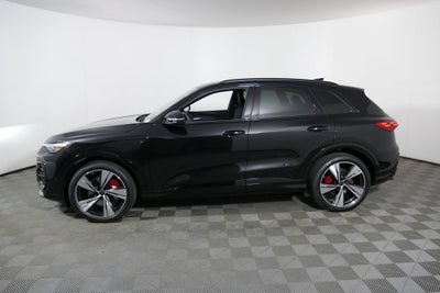 2026 Audi SQ5 Premium Plus quattro