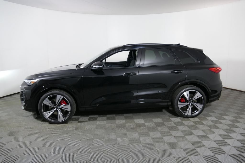 2026 Audi SQ5 Premium Plus quattro