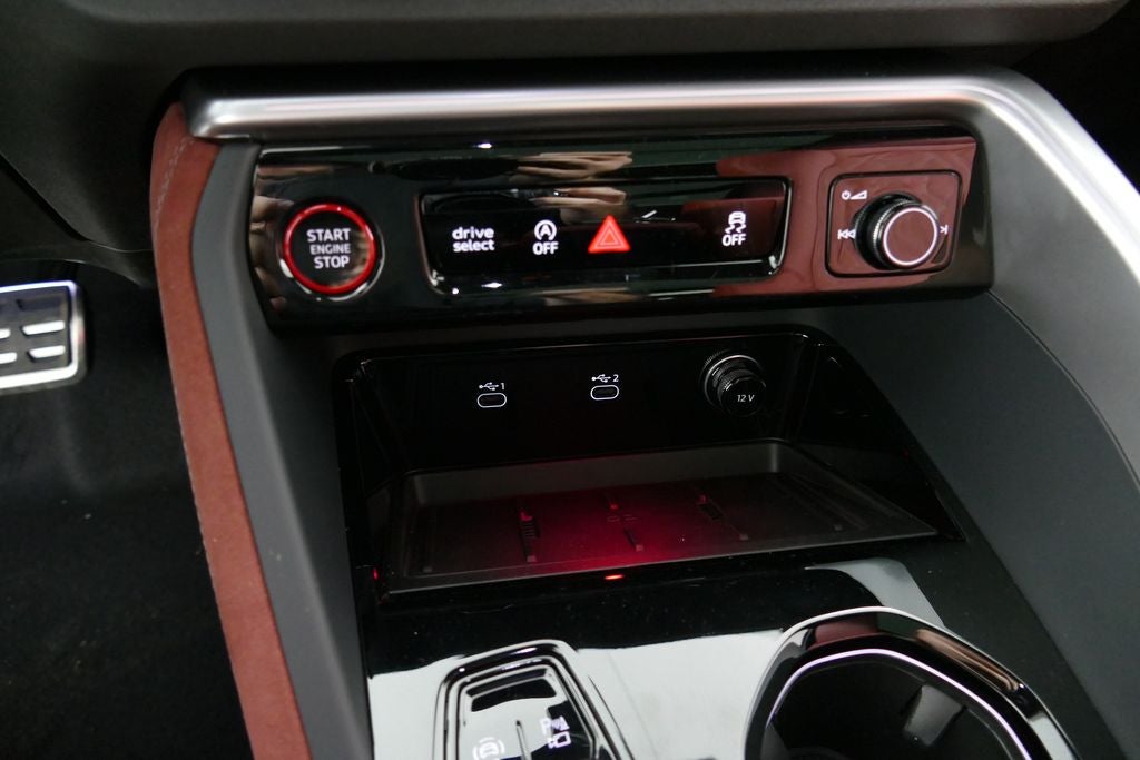 2026 Audi SQ5 Premium Plus quattro