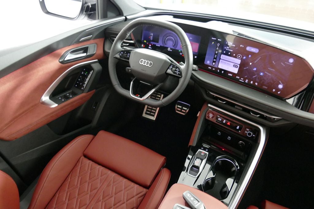 2026 Audi SQ5 Premium Plus quattro