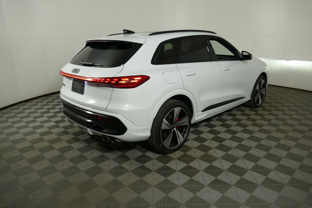 2026 Audi SQ5 Premium Plus quattro