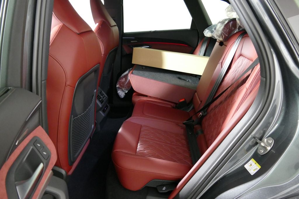 2026 Audi SQ5 Premium Plus quattro