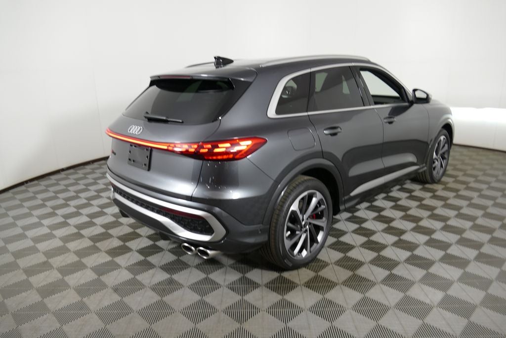 2026 Audi SQ5 Premium Plus quattro