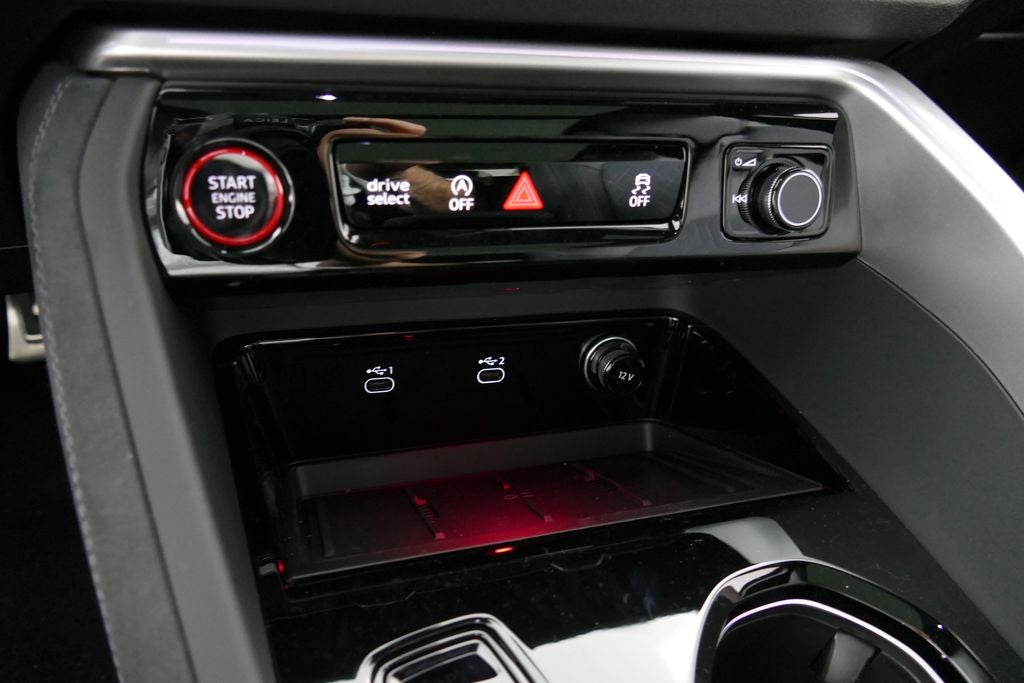 2026 Audi SQ5 Premium Plus quattro