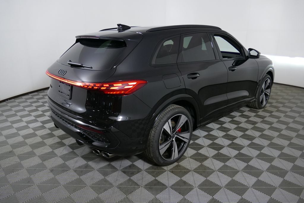 2026 Audi SQ5 Premium Plus quattro