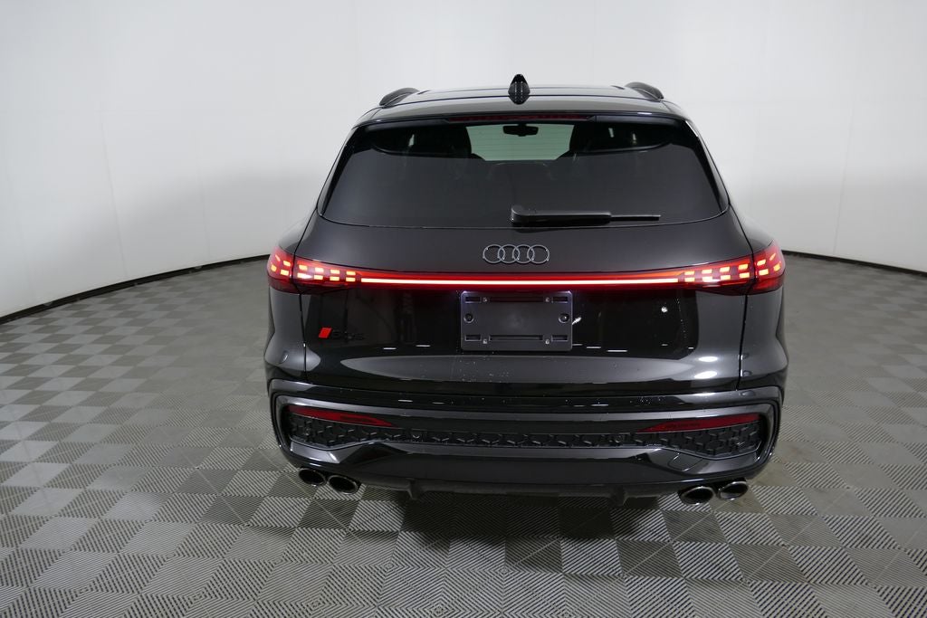 2026 Audi SQ5 Premium Plus quattro