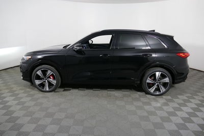 2026 Audi SQ5 Premium Plus quattro