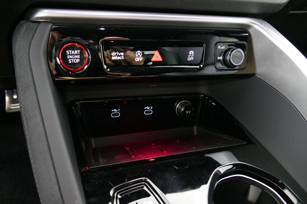 2026 Audi SQ5 Premium Plus quattro