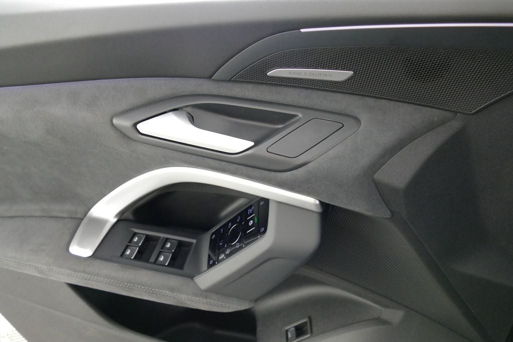 2026 Audi SQ5 Premium Plus quattro