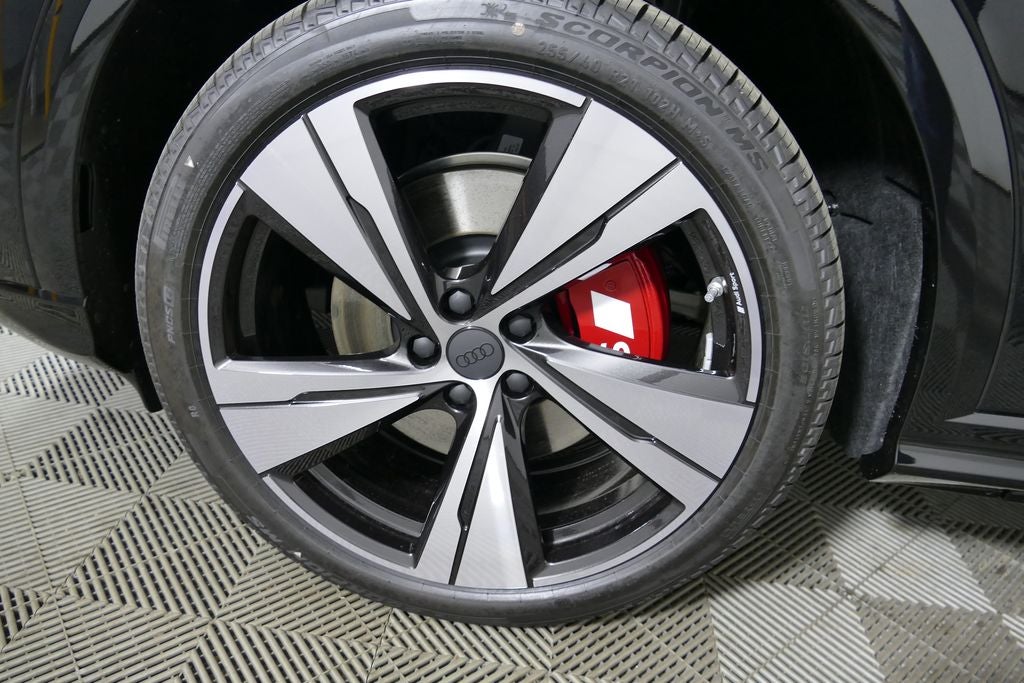 2026 Audi SQ5 Premium Plus quattro
