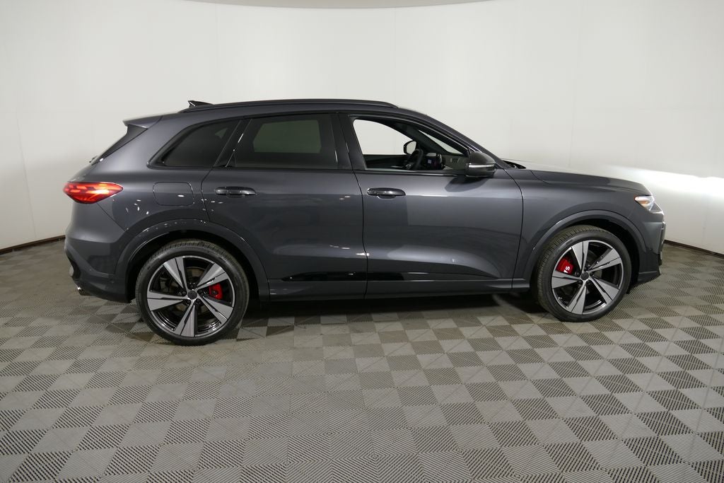 2026 Audi SQ5 Premium Plus quattro