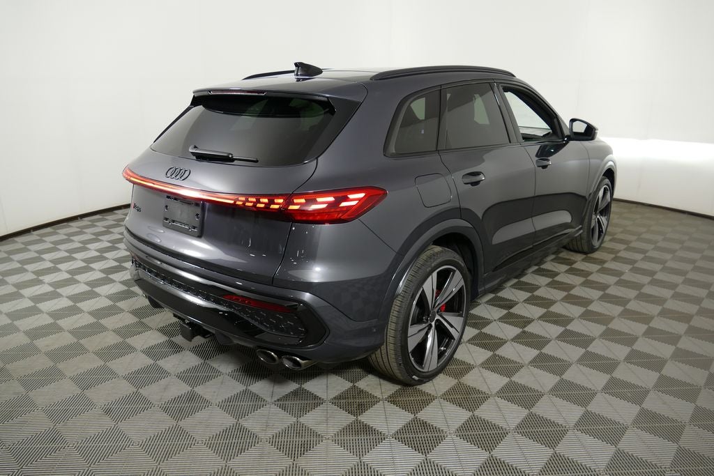 2026 Audi SQ5 Premium Plus quattro