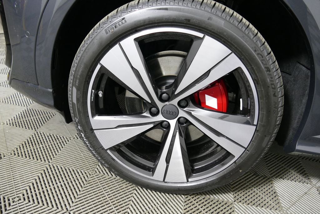 2026 Audi SQ5 Premium Plus quattro