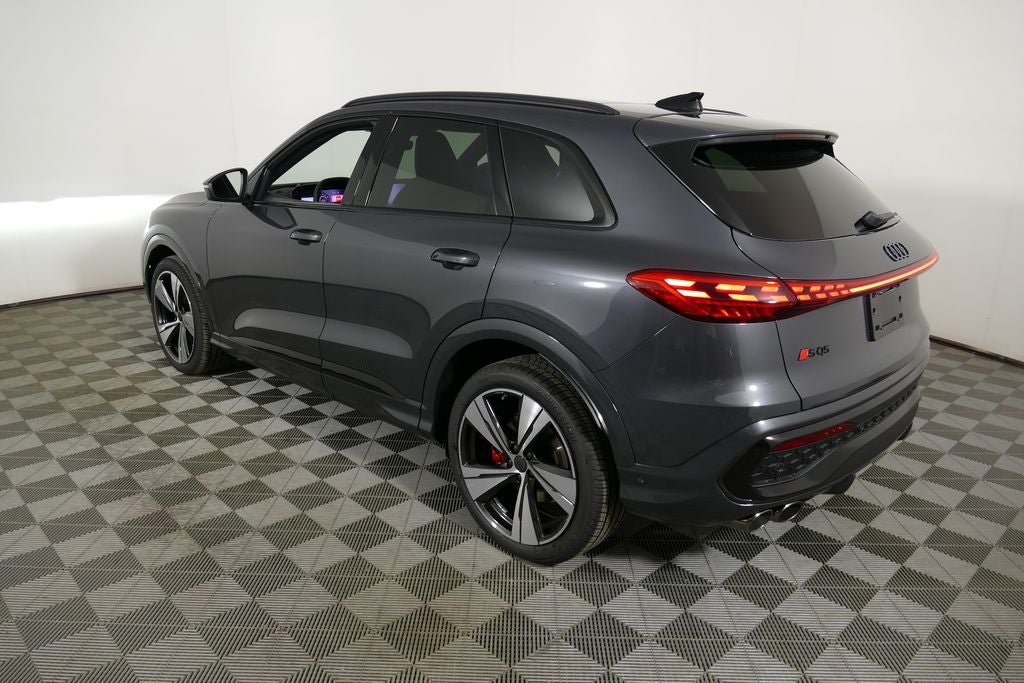 2026 Audi SQ5 Premium Plus quattro
