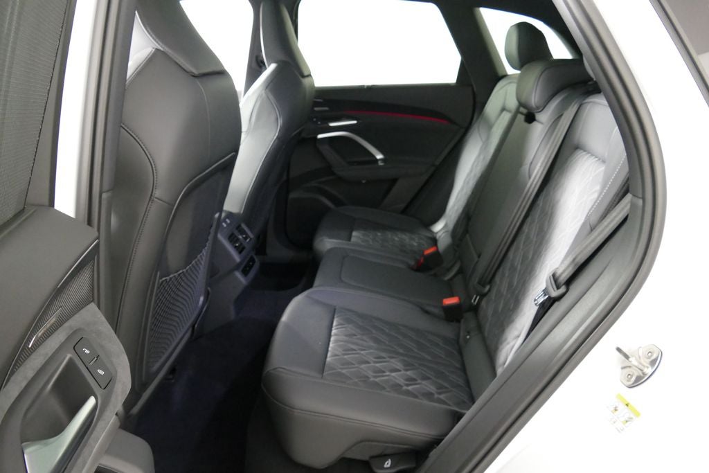 2026 Audi SQ5 Premium Plus quattro