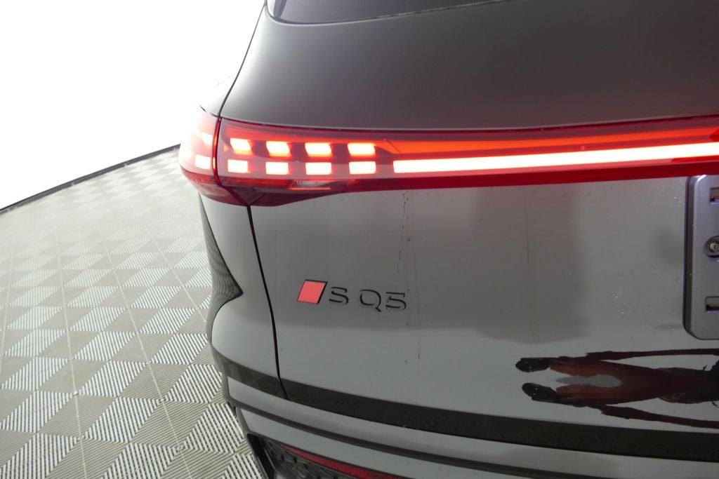 2026 Audi SQ5 Premium Plus quattro