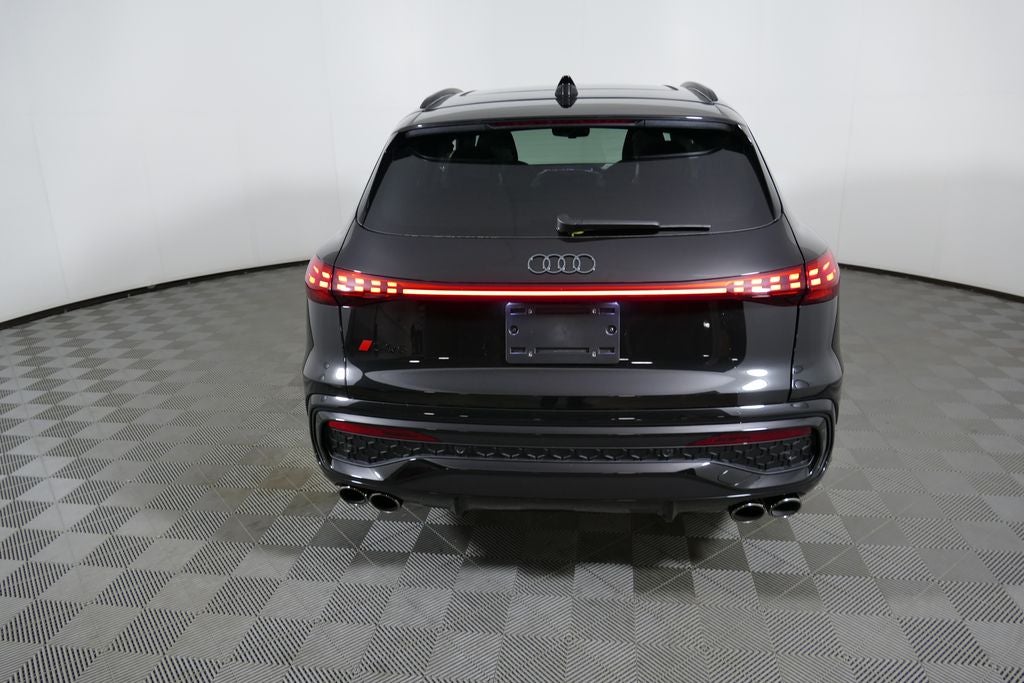 2026 Audi SQ5 Premium Plus quattro