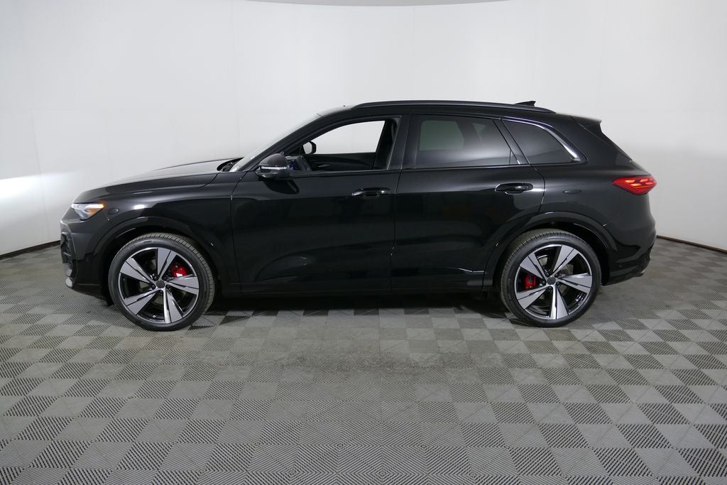 2026 Audi SQ5 Premium Plus quattro