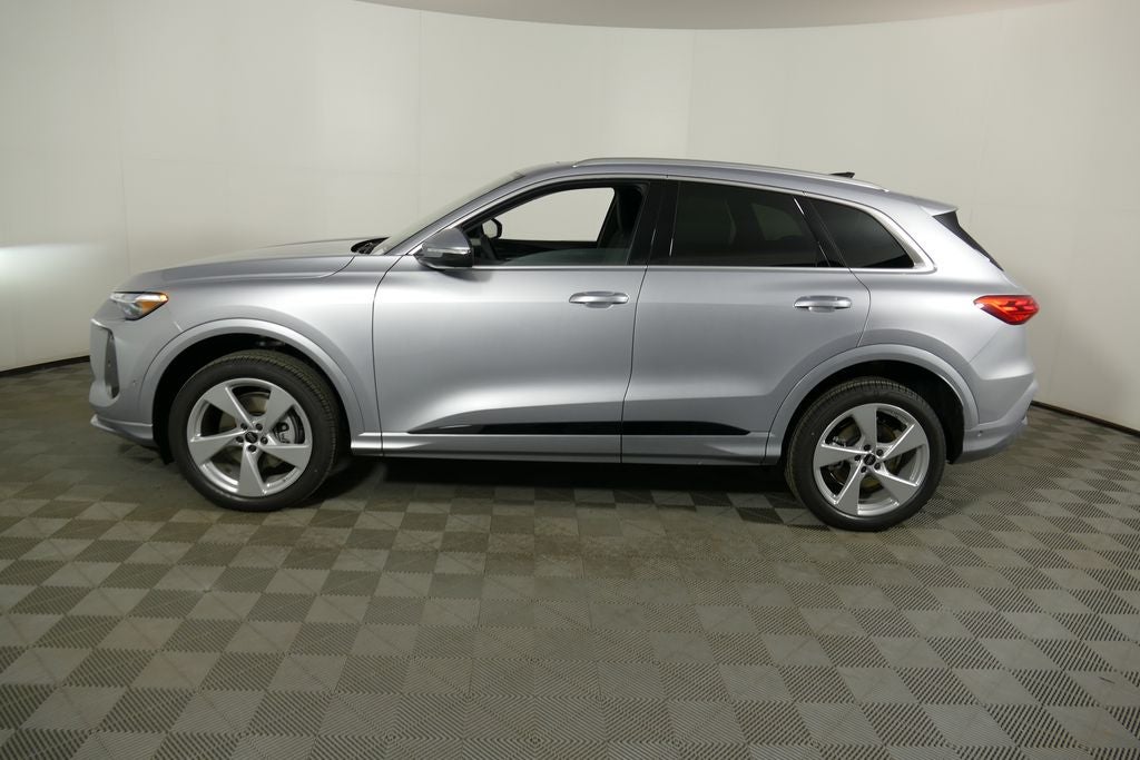 2026 Audi Q5 2.0T Premium Plus quattro