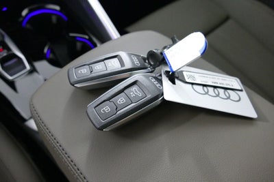 2026 Audi Q5 2.0T Premium Plus quattro