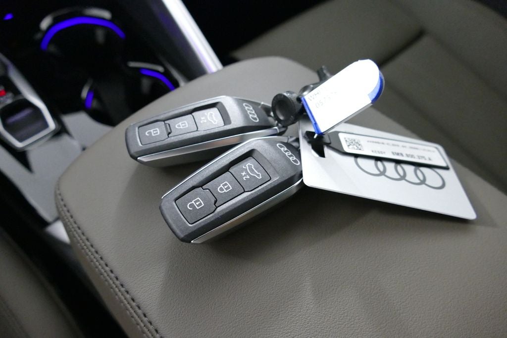 2026 Audi Q5 2.0T Premium Plus quattro