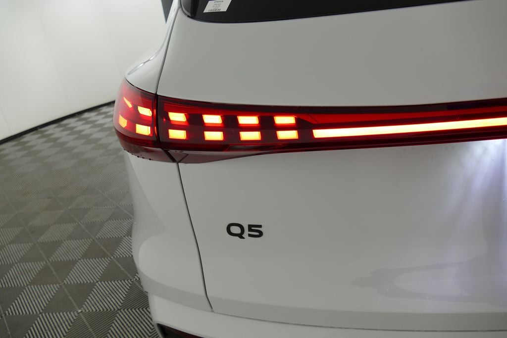 2026 Audi Q5 2.0T Premium Plus quattro