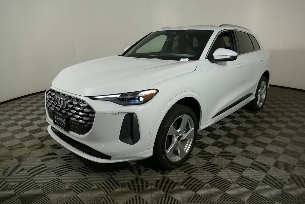 2026 Audi Q5 2.0T Premium Plus quattro