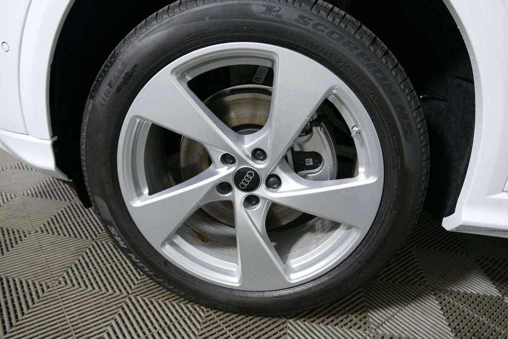 2026 Audi Q5 2.0T Premium Plus quattro
