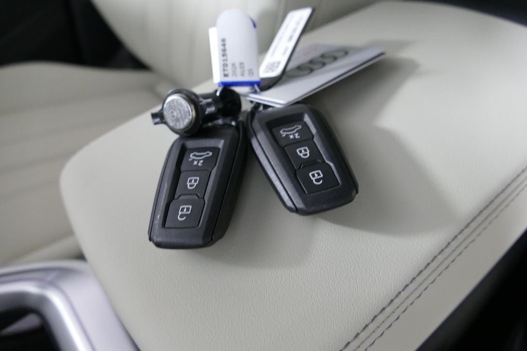 2026 Audi Q5 2.0T Premium Plus quattro