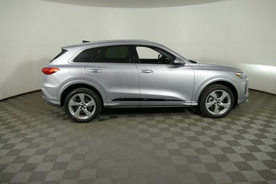 2026 Audi Q5 2.0T Premium Plus quattro