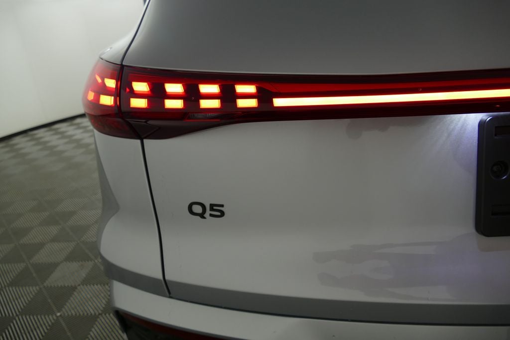 2026 Audi Q5 2.0T Premium Plus quattro