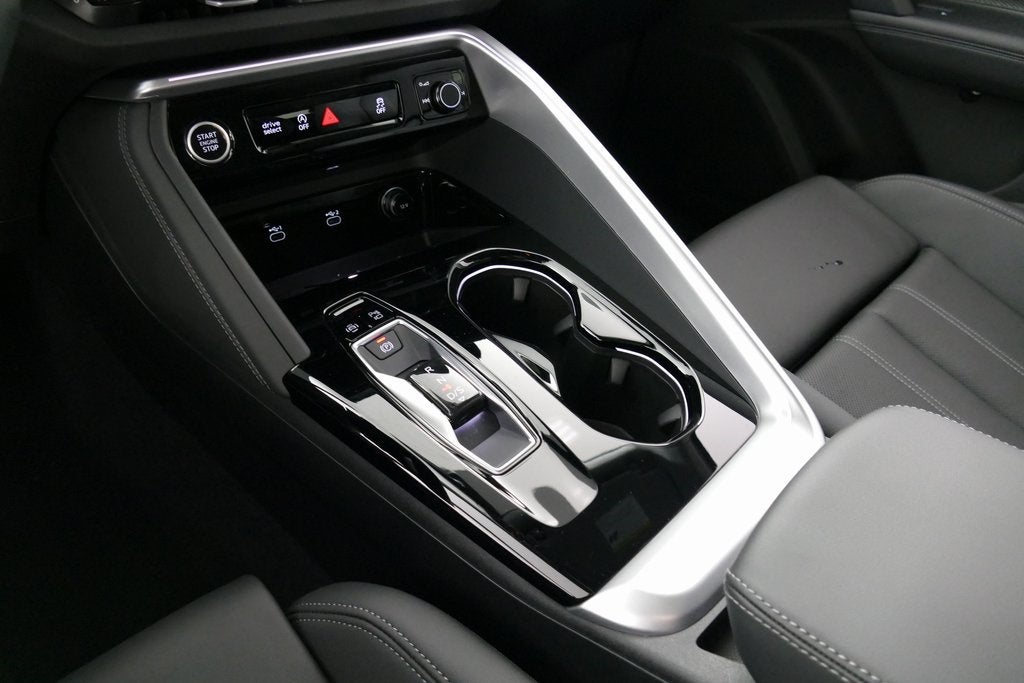 2025 Audi Q5 2.0T Premium Plus quattro