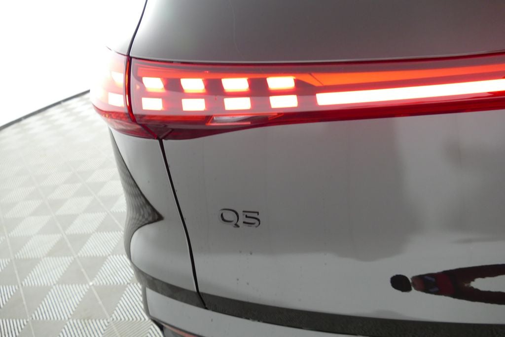 2025 Audi Q5 2.0T Premium Plus quattro