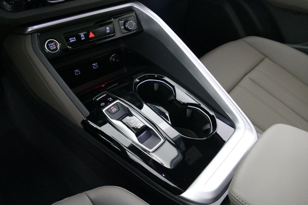 2026 Audi Q5 2.0T Premium Plus quattro