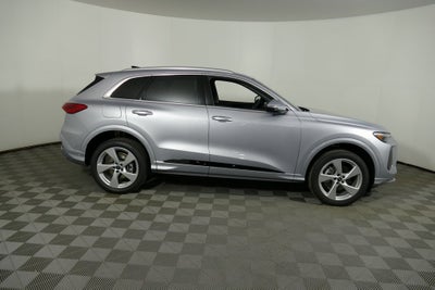 2025 Audi Q5 2.0T Premium Plus quattro