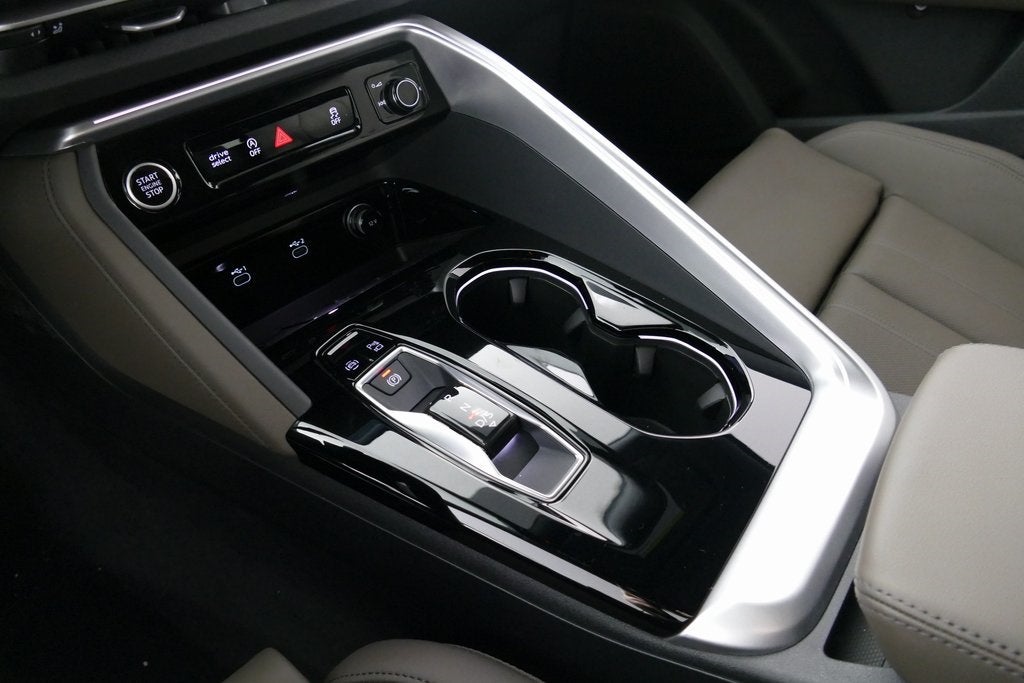 2025 Audi Q5 2.0T Premium Plus quattro