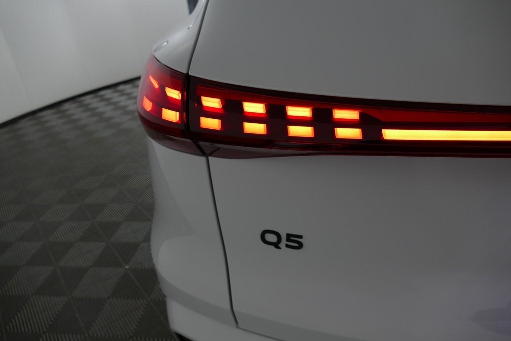 2025 Audi Q5 2.0T Premium Plus quattro
