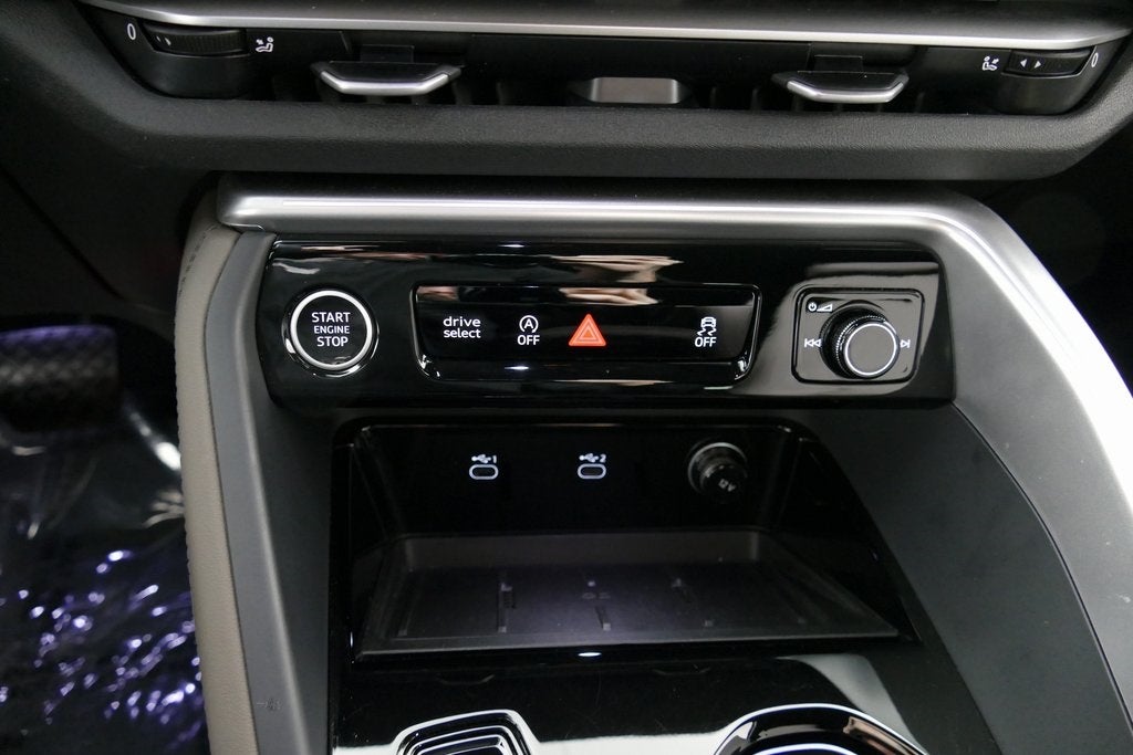 2025 Audi Q5 2.0T Premium Plus quattro