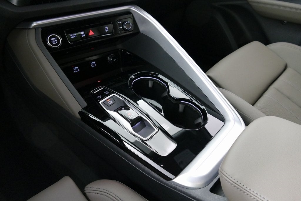 2025 Audi Q5 2.0T Premium Plus quattro