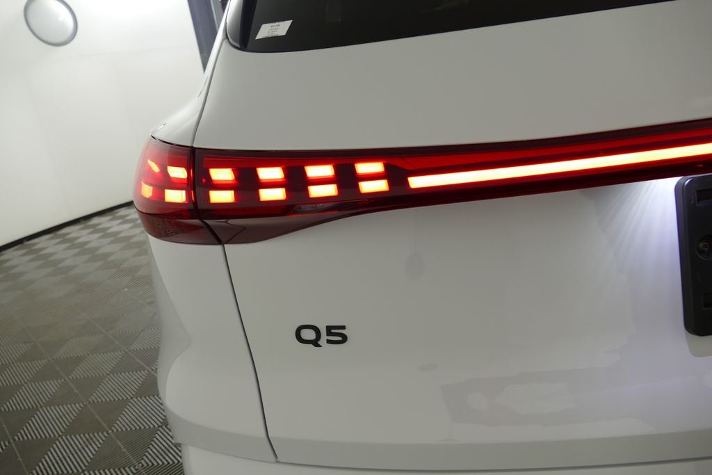 2025 Audi Q5 2.0T Premium Plus quattro